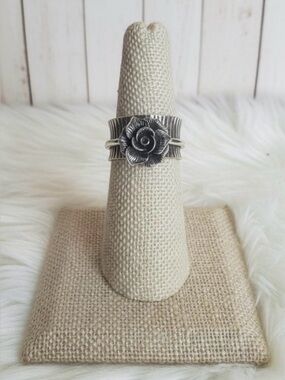 Rose Flower Spinner Ring Silver Plated Fidget Ring Size 7